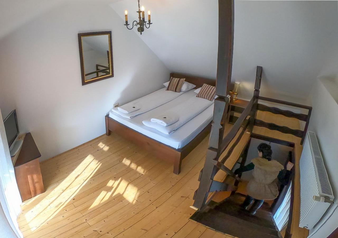 Casa Veche Hotel Nagyszeben Szoba fotó